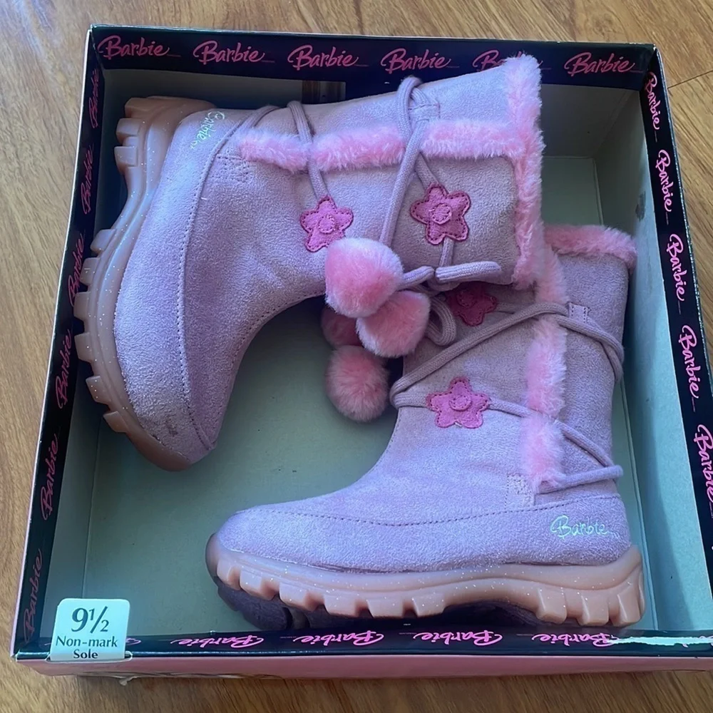 NIB Girls pink Barbie boots​​​​​​​​​